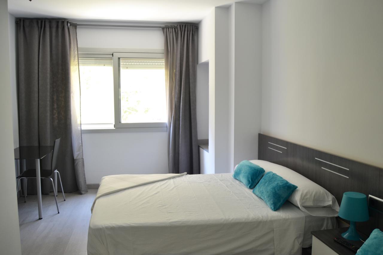 Bed&Breakfast 10 Girona Exteriör bild